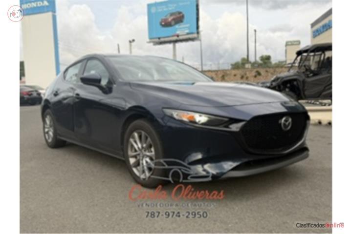 2023 Mazda 3 Hatchback * 13k millas *