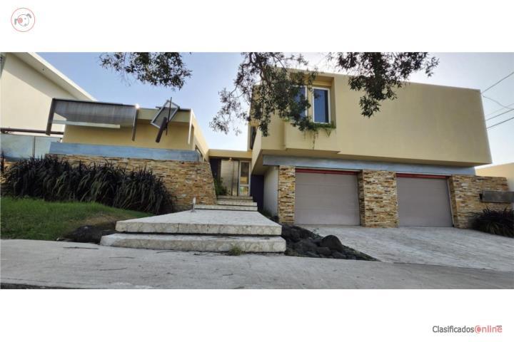 Urb. Caparra Hills - Casa en Guaynabo